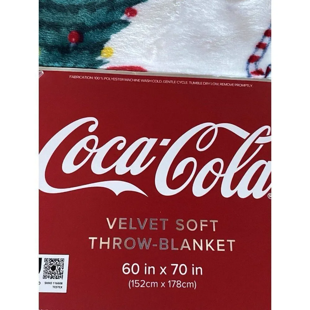 Coca Cola Velvet Soft Throw Blanket 60 X 70”‎ Bears W/Bottle Christmas Tree NEW